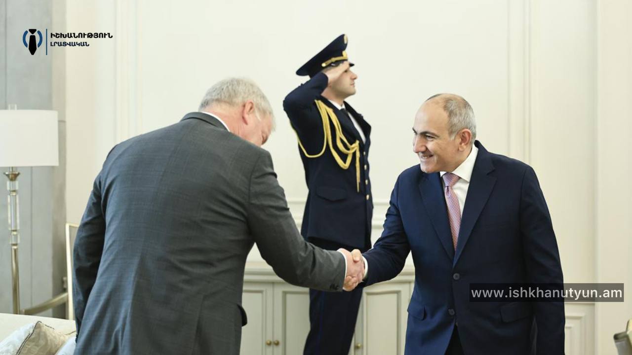 Նիկոլ Փաշինյանը հրաժեշտի հանդիպում է ունեցել ԵՄ քաղաքացիական դիտորդական առաքելության ղեկավարի հետ