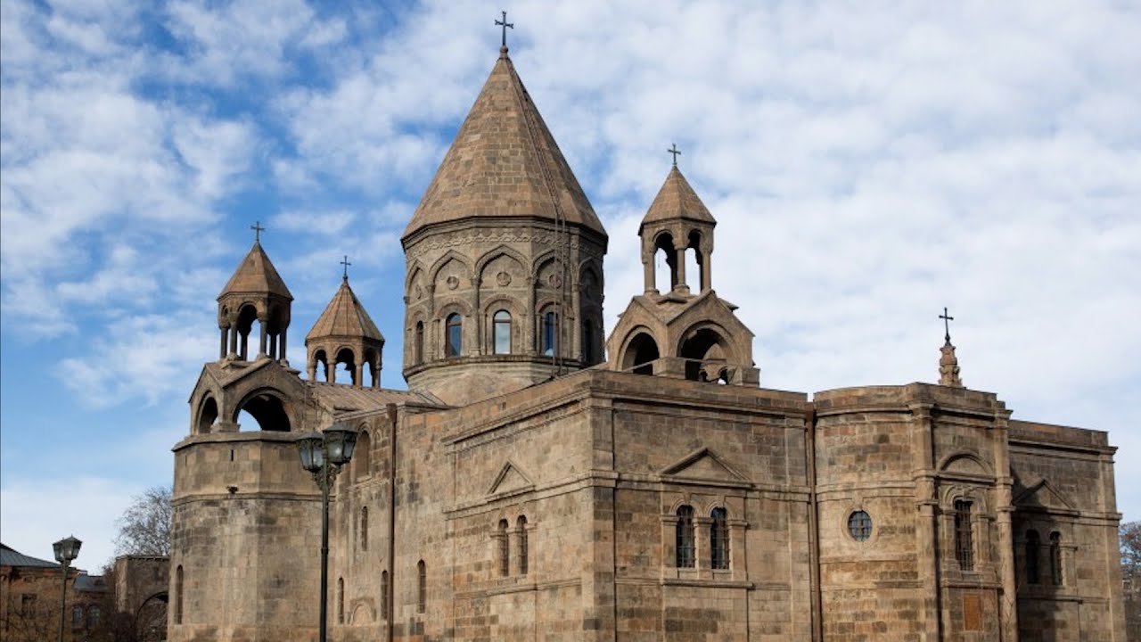 Սփյուռքը համախմբվում է եկեղեցու շուրջ՝ Փարիզից հնչել է միասնական դիմադրության կոչ