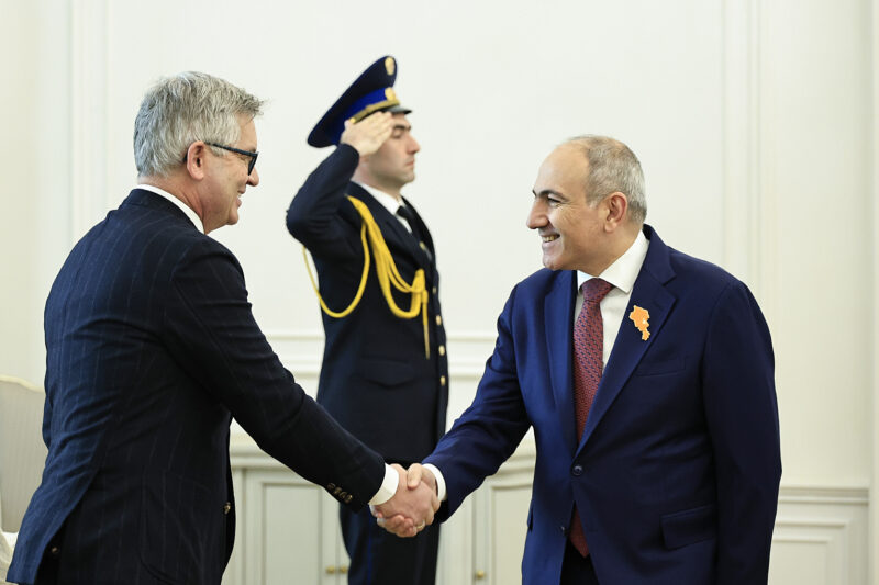 ՀՀ-ն վիզաների ազատականացման ծրագիրն իրականացնում է հաջողությամբ․ Բրունները՝ Փաշինյանին