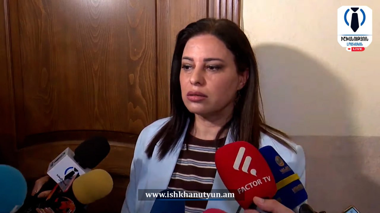 ԱԱԾ աշխատակիցները մտան գրասենյակ և փորձեցին բռնի ուժով հեռախոսս խլել․ Մանուկյան