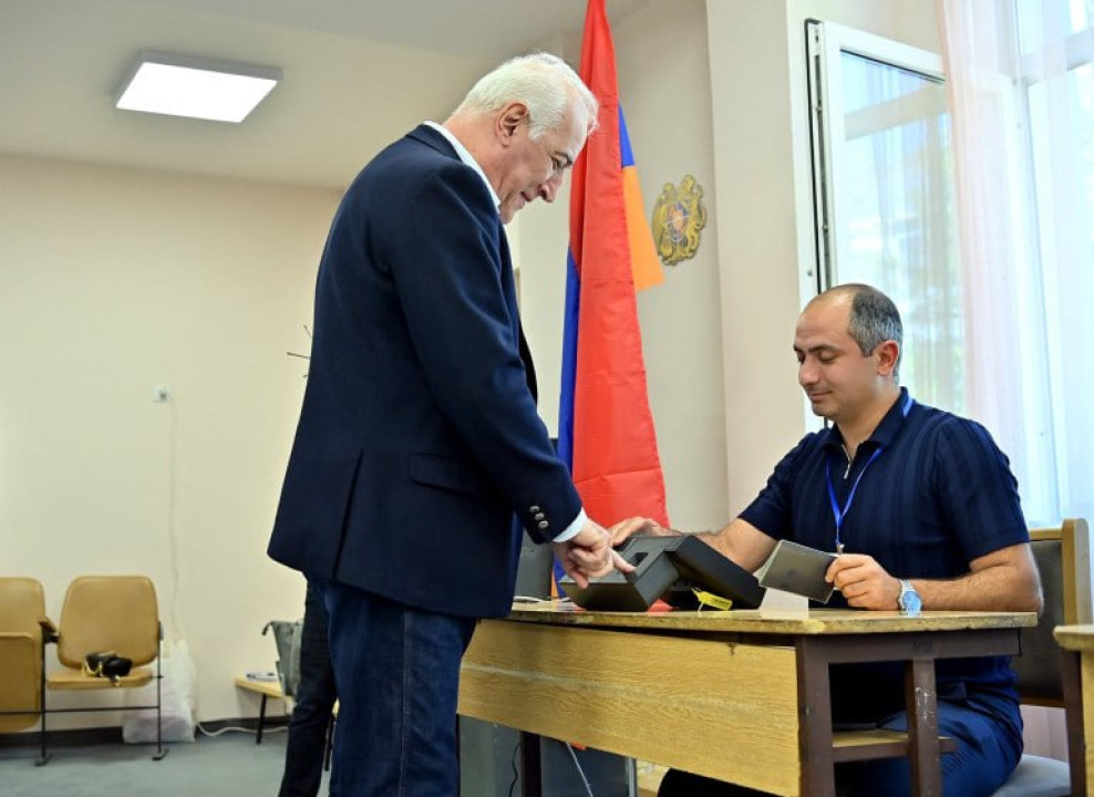 Քվեարկել եմ հանուն խաղաղ, զարգացող, ամուր ու կայուն ապագա ունեցող ՀՀ-ի. Վահագն Խաչատուրյան