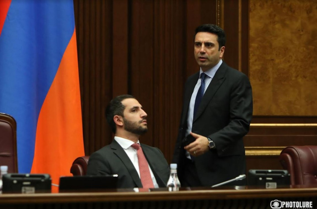 Ռուբեն Ռուբինյանը Ալեն Սիմոնյանին շնորհակալություն է հայտնել