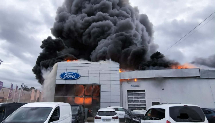 Խոշոր հրդեհ է բռնկվել Ford-ի ավտոսրահում