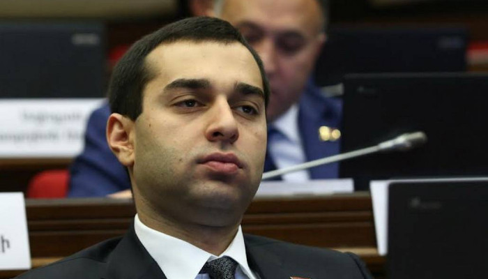 Ինչի՞ մեջ են մեղադրում Արգամ Աբրահամյանին