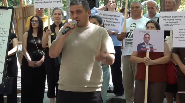 «Ազատազրկումը դարձել է քաղաքական գործիք»․ ակցիա՝ ի պաշտպանություն Ավետիք Չալաբյանի
