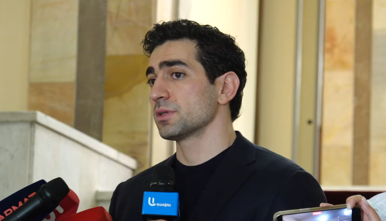 «Այստեղ իրավական գործընթաց չկա, կա մեկ հոգու բացահայտ ապօրինի ցուցում»․ Լևոն Քոչարյան