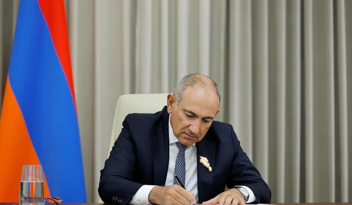 Փաշինյանի երկու օգնականները վերանշանակվել են