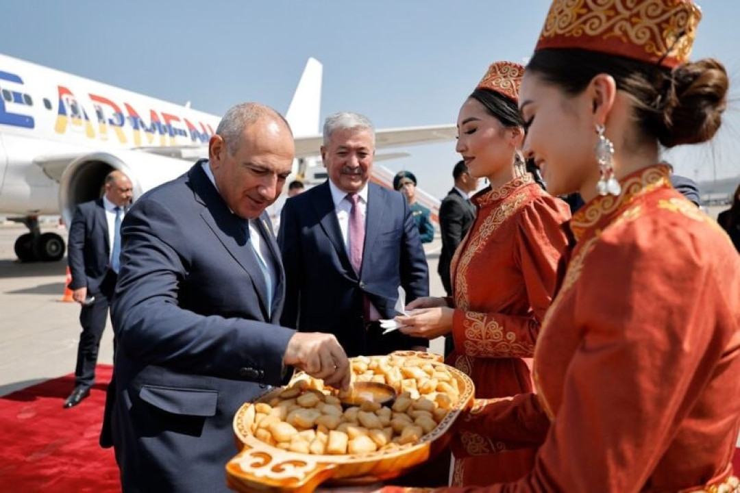 Փաշինյանը երկօրյա աշխատանքային այցով ժամանել է Ղրղզստանի Հանրապետություն