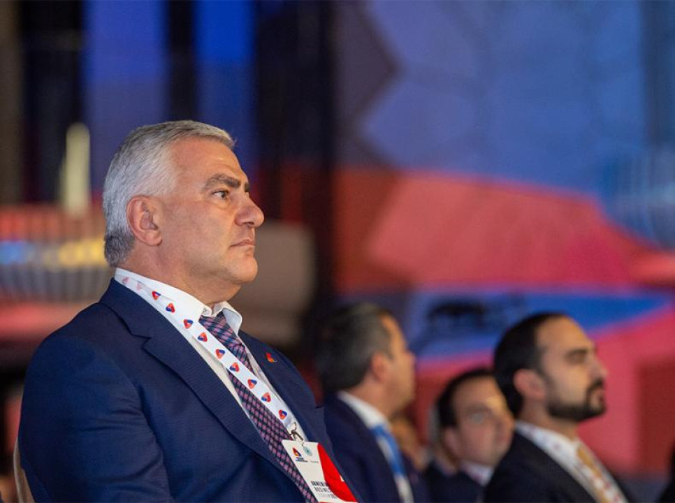 Ուժեղ երկիրը սկսվում է դպրոցից․ «Ուժեղ Հայաստան»-ը շնորհավորում է Գիտելիքի օրվա առթիվ
