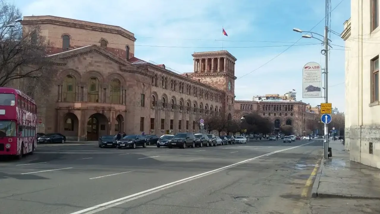 Այս հատվածում սեպտեմբերի 10-ին և 11-ին մեքենա չկայանել
