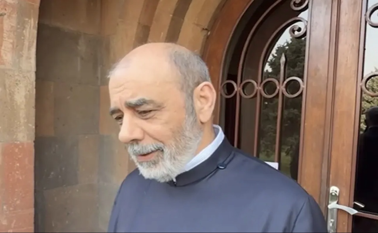 Սերովբե եպիսկոպոսը տեղյակ չէ, թե ինչպես է իր անունը հայտնվել հայտնի հայտարարության տակ