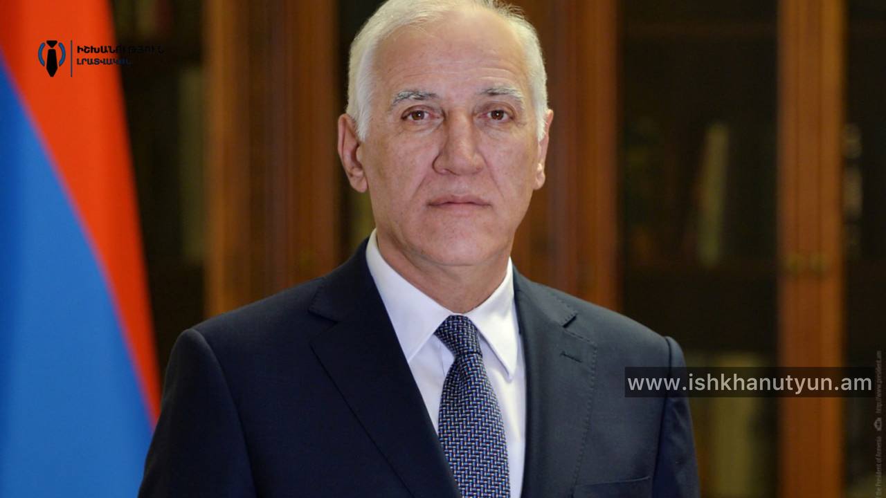Այսօր մեր զինվորներն ու սպաները բարձր պատասխանատվությամբ շարունակում են իրենց ծառայությունը՝ պաշտպանելով պետական սահմանները և ապահովելով հանրապետության կայունությունը. Վահագն Խաչատուրյան
