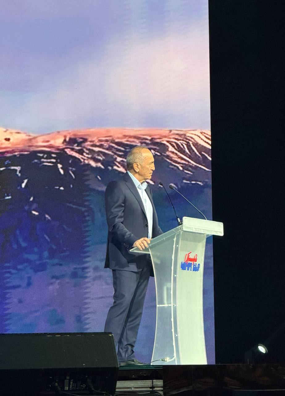 Այս իշխանությունը, պարտվելու է, պետք է պատասխան տան Արցախը հանձնելու համար. Ռոբերտ Քոչարյան