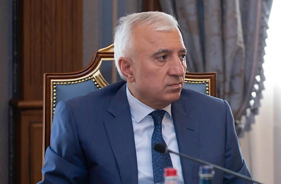 Երկրին ոչ թե խոսացողներ, այլ գործ անողներ են պետք. Գևորգ Դանիելյան