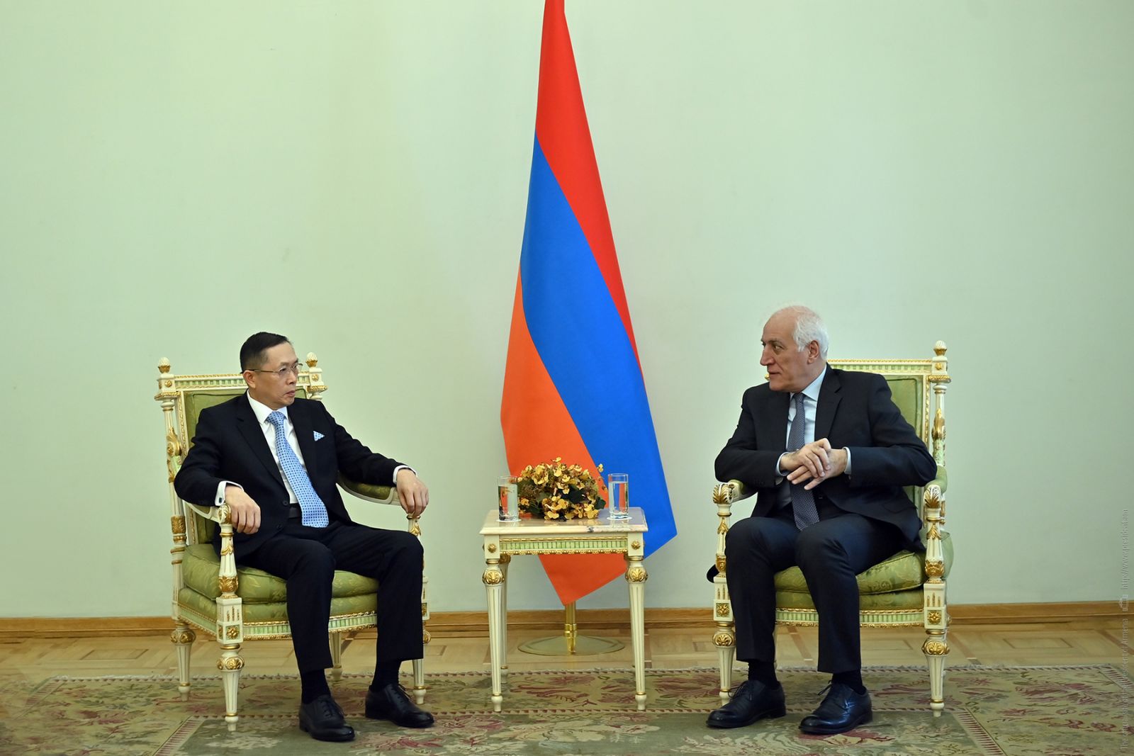 Վահագն Խաչատուրյանին իր հավատարմագրերն է հանձնել Հայաստանում Լաոսի նորանշանակ դեսպանը