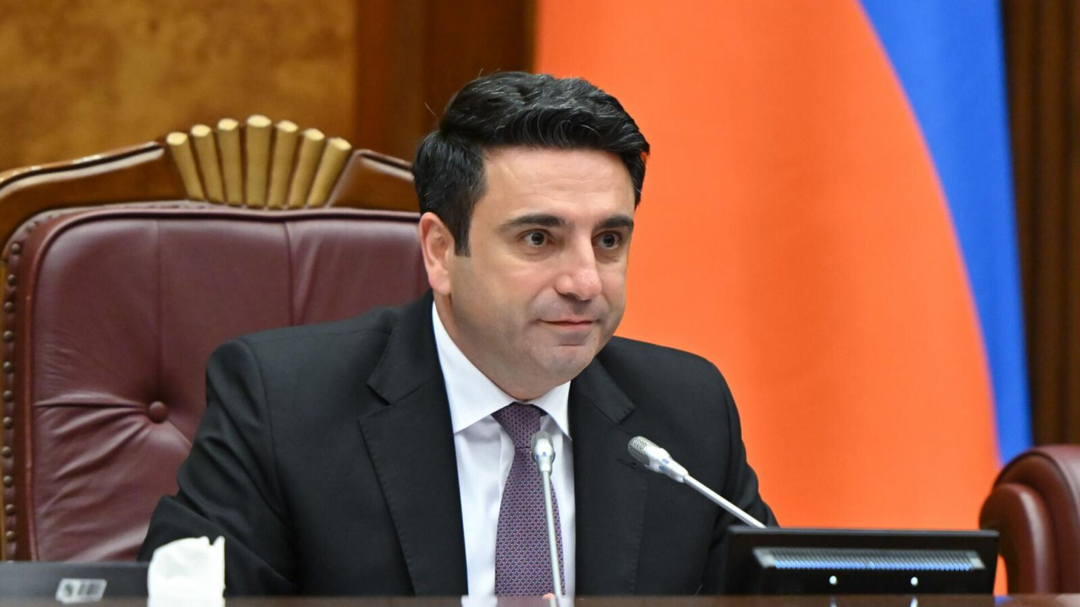 Ղարաբաղն Ադրբեջանինն է, ինչո՞ւ եք Արցախ ասում, վատ մի զգացեք, որ Երևանին ինչ-որ մարդ կարող է Էրիվան ասել․ Ալեն Սիմոնյան