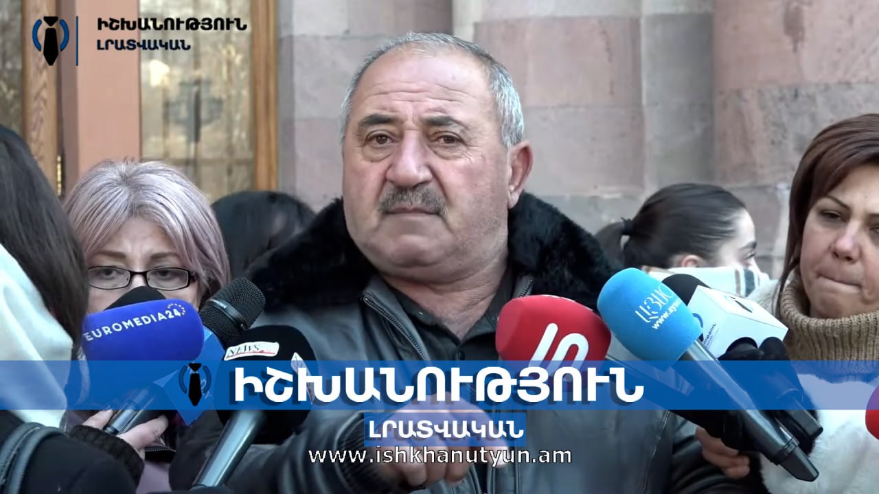 Եկավ, ասաց՝ «Արցախը Հայաստանը է», բայց տներս քանդեց․ զոհվածի հայր